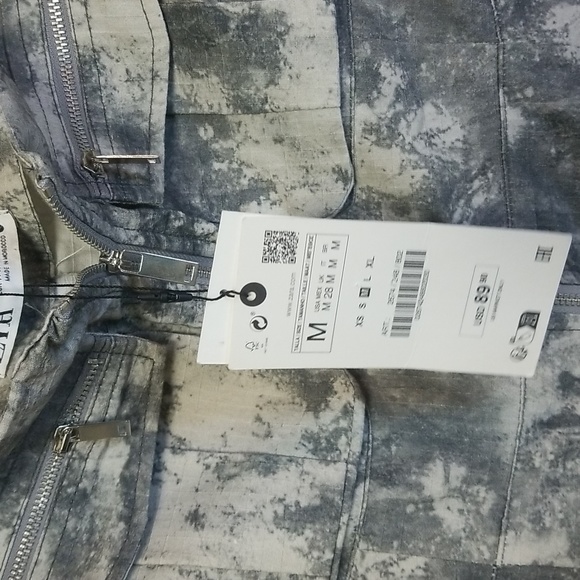 Fitted Cargo Dress in Print - Picture 12 of 15